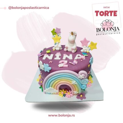 Duga torta sa jednorogom